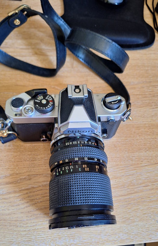 Nikon 35mm slr - am, used