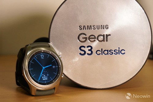 New samsung gear classic - new,