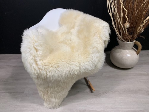 Natural color sheepskin - color,
