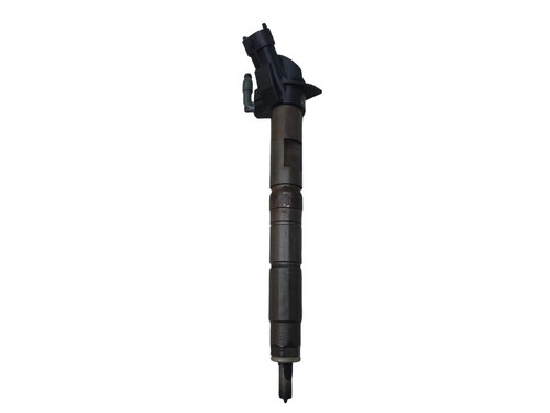Toyota auris fuel injector - toyota,