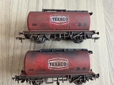 2 X Hornby OO Gauge Weathered Texaco Tanker Wagons 500