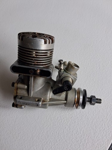 Max two stroke - two-stroke, engine