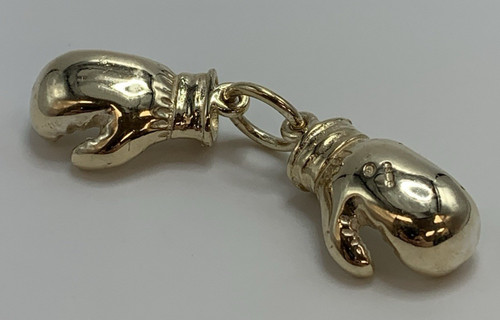 9ct gold two - two, heavy