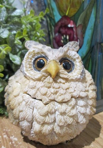 Charming vintage stone critter - vintage,