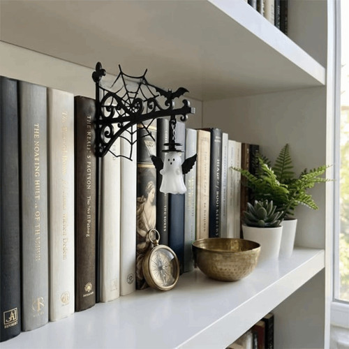 Bookshelf lantern light - bookshelf,