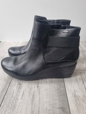 Clarks Goretex Black Leather