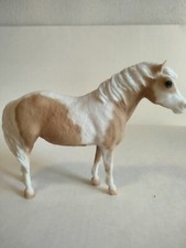 BREYER MOLDING CO WHITE MANE