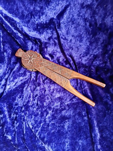 Vintage chip carved - vintage,