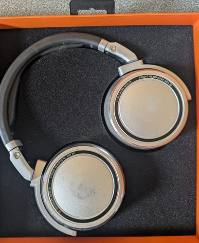 Neumann ndh closed back - neumann, 20