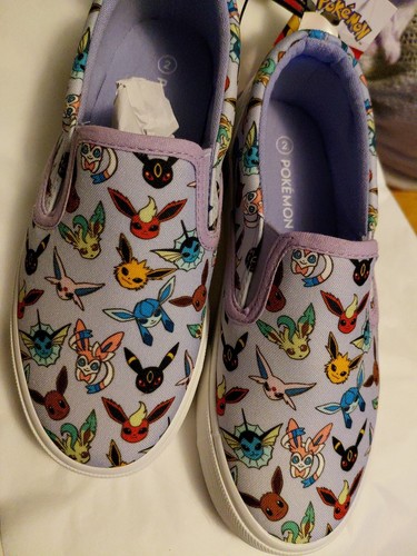 Nwt eevee pokémon slip - nwt,