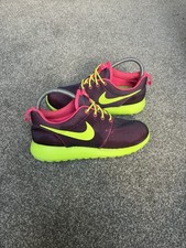 Nike Women’s Roshe Run
