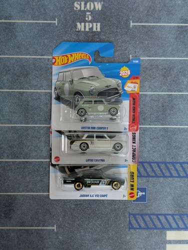 Hot wheels lotus cortina - hot,