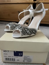 Jenny Packham No1 Beaded Ivory