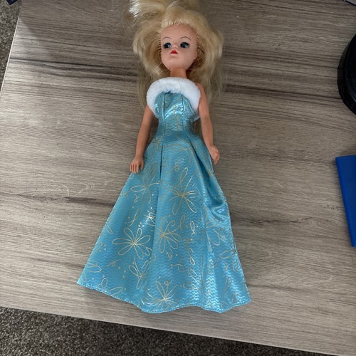 Vintage sindy doll blonde hair - vintage,