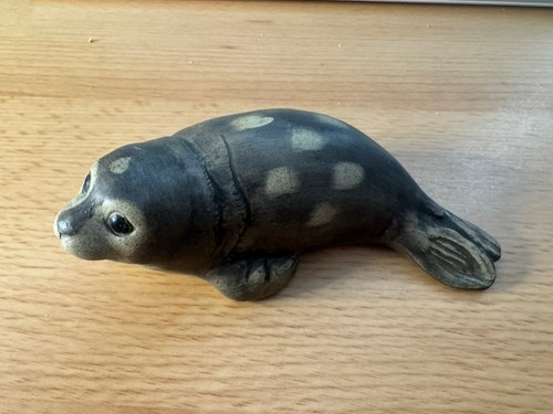 Poole pottery stoneware - stoneware, seal
