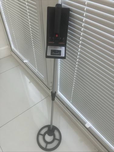 Metal detector - metal,