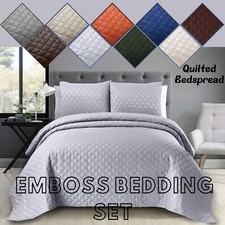 Pieces quilted bedspread - pieces, bed