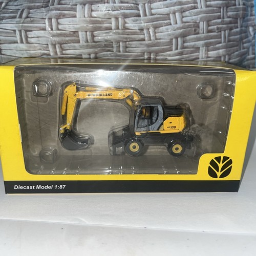 Newholland wheeled excavator - wheeled,