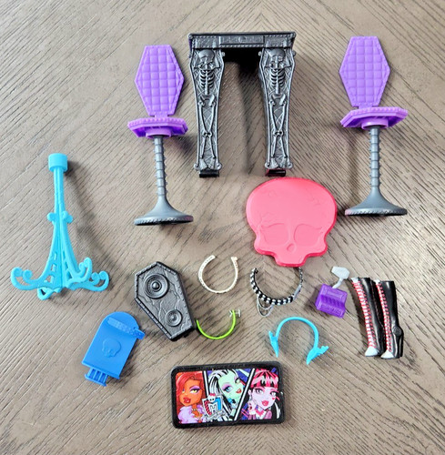 Monster high doll - high,