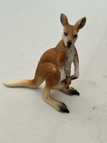 Kangaroo schleich figures - -,