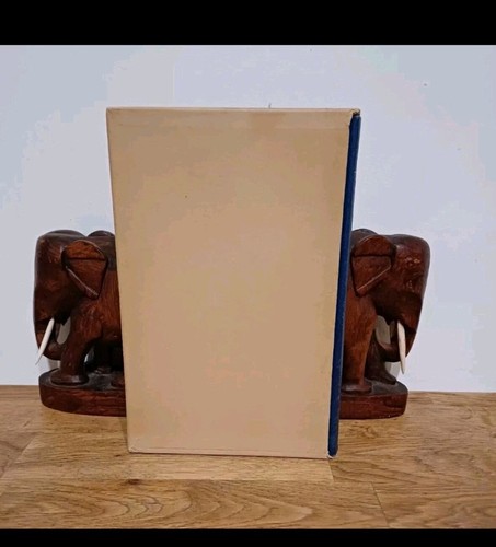 Folio society oliver - society,