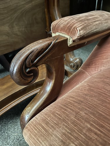 Antique mahogany william - mahogany, iv
