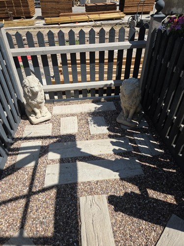 Two 59cm high concrete cast - two,
