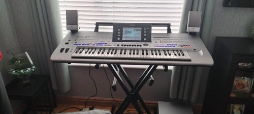 Yamaha tyros speakers - 4,, sub