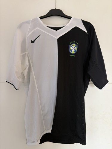 Brazil 2004 nike anti - 2004/05,