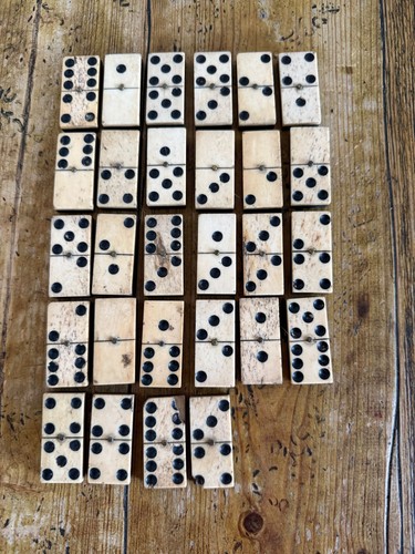 Vintage dominoes set - dominoes,