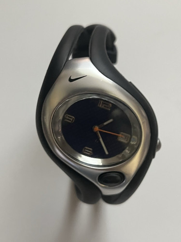 Nike triax swift analog quartz - nike,