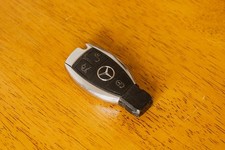 Genuine mercedes button - mercedes,