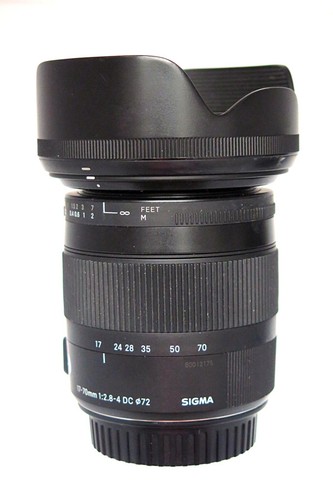 Sigma 70mm 4 dc - f/2.8-4,