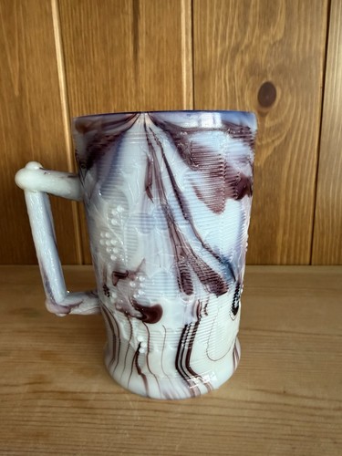 Victorian style marbled slag - style,