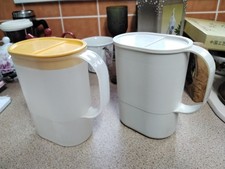 2x Vintage Tupperware Jugs