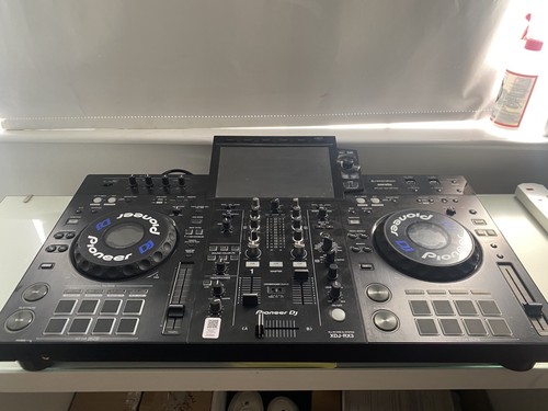 Pioneer xdj rx3 all - dj, one