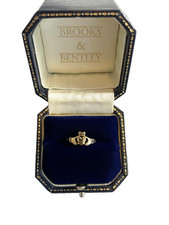 1986 Claddagh Ring 9ct Gold