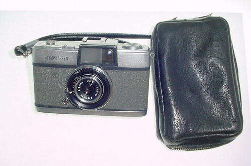 Olympus pen 35mm film compact - olympus-pen,