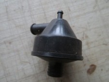 FORD ENGINE OIL BREATHER CAP  N.O.S.