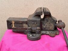 Small Vintage Heavy Duty Engineers Bench Vice. No.3