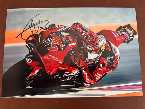 Augusto fernandez hand - hand, signed
