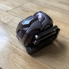 Anki Cozmo COLLECTORS EDITION. Robot and charger 