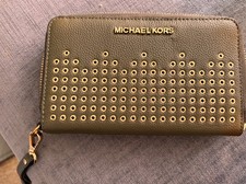 Michael Kors zip-around