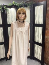 Vintage Peach 🍑 Nightdress