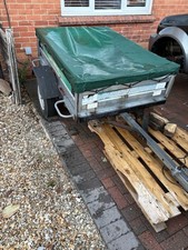 Camel Trailer SWTT85. Size 5’ x 3.5’