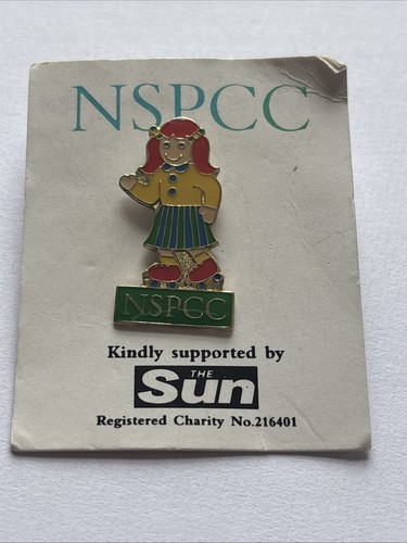 Nspcc metal badge - nspcc, badge.