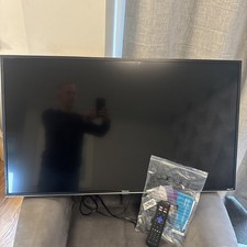 Hisense R43B7120UK 43 inch HDR LED Smart TV Black Freeview Play