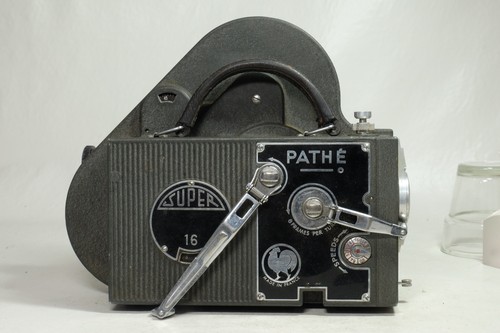 Pathe cine webo - pathe,