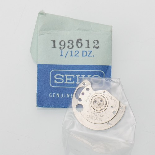 Nos vintage seiko 6106a - vintage,