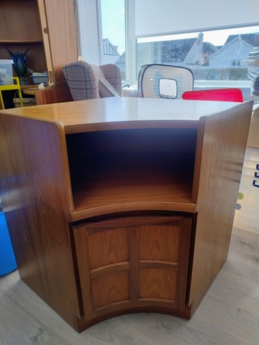 Nathan squares mid century - nathan,
